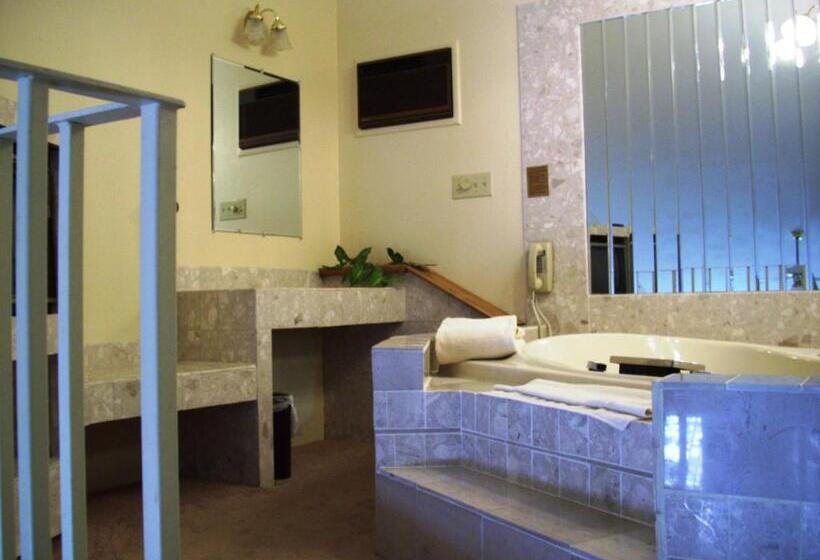 סוויטה דלוקס, Riveredge Resort