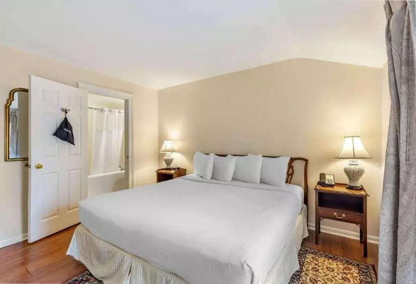 キングサイズベッドのスーペリアルーム, Admiral Fell Inn Baltimore Harbor, Ascend Hotel Collection
