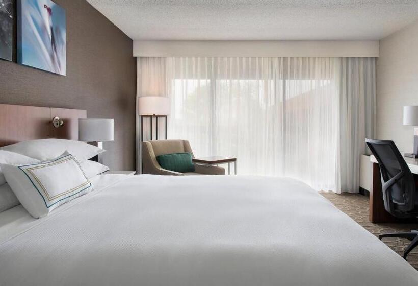 غرفة قياسية سرير كينج, Delta Hotels By Marriott Mount Pleasant