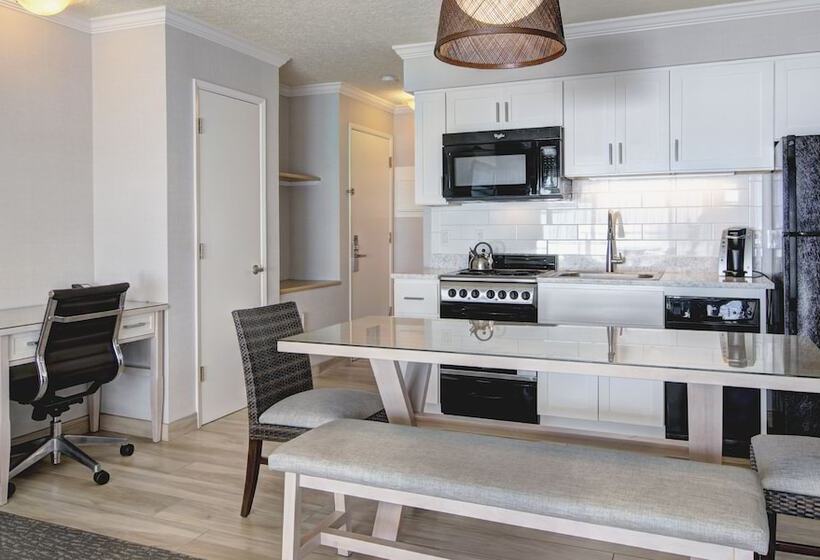 Люкс Вид на Море, Hallmark Resort   Cannon Beach