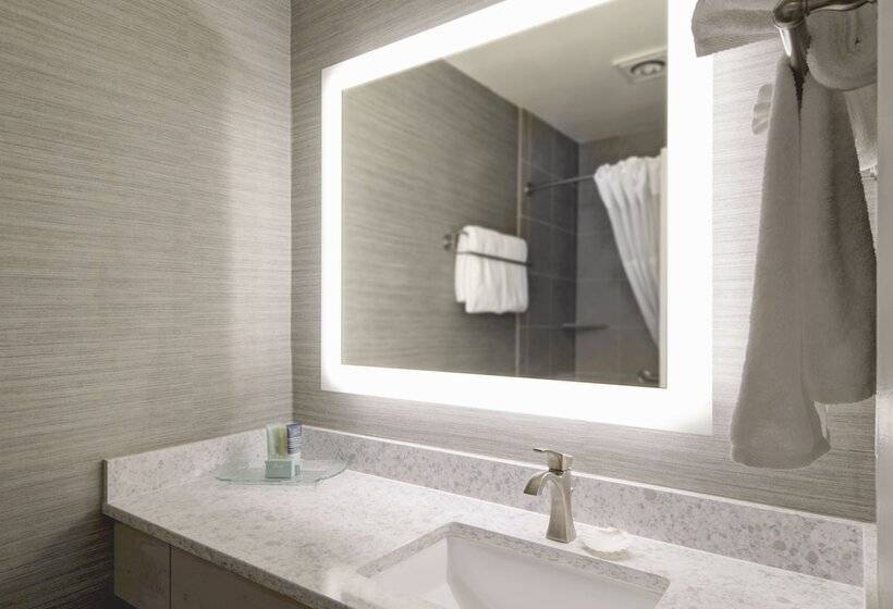 جناح مطلّ علي البحر, Hallmark Resort   Cannon Beach