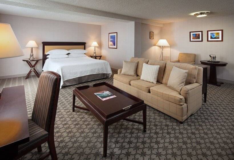 جناح جونيور سرير كينج, Anaheim Majestic Garden