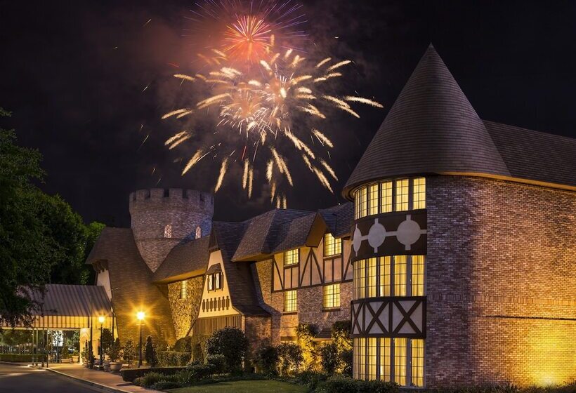 جناح, Anaheim Majestic Garden