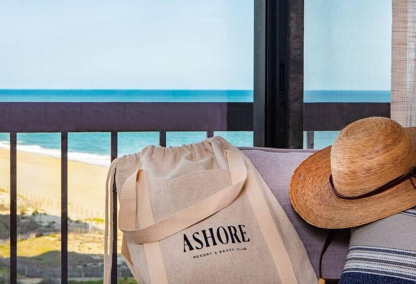 带海景的高级套房, Ashore Resort & Beach Club