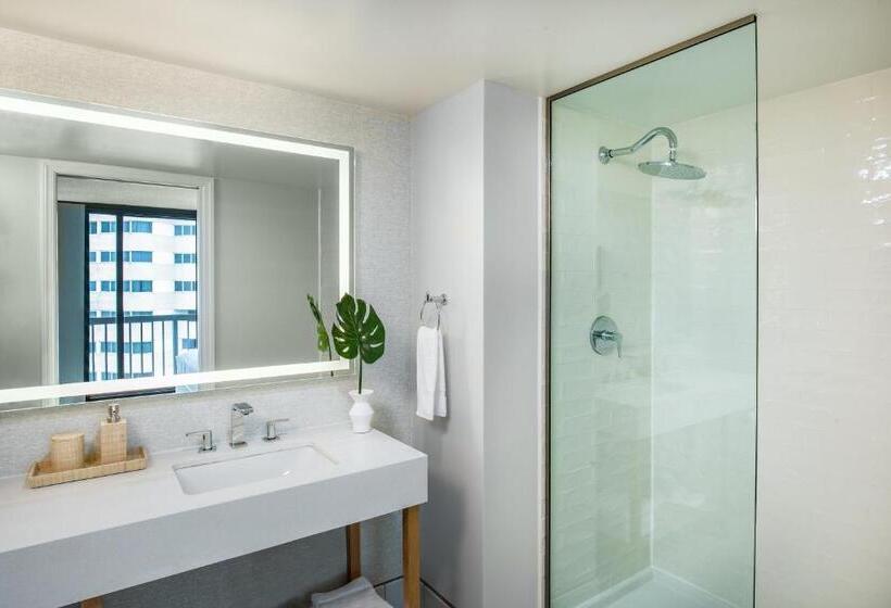 带海景的高级套房, Ashore Resort & Beach Club