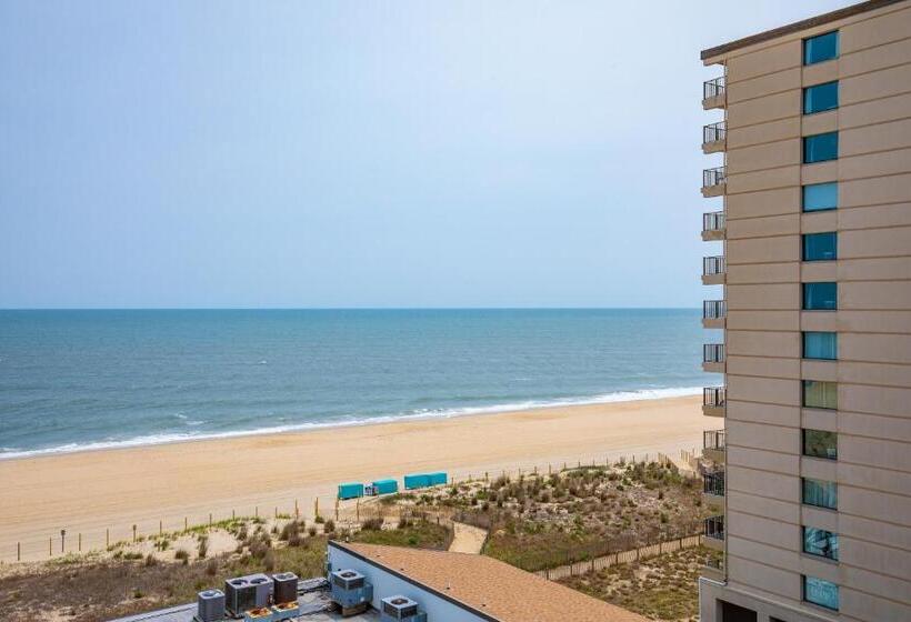 高级客房, Ashore Resort & Beach Club