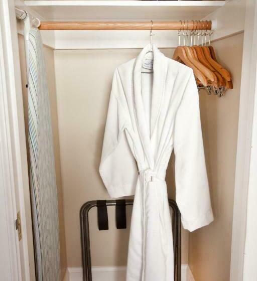 غرفة قياسية, Cardinal