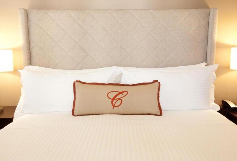 غرفة قياسية سرير كينج, Cardinal