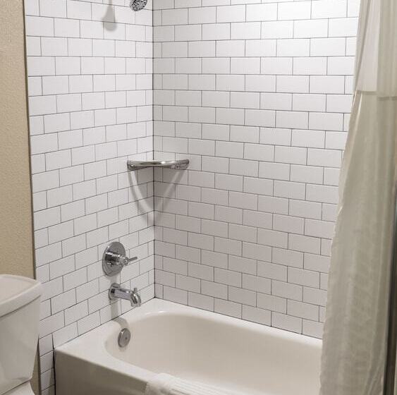 ２ダブルベッドのスタンダードルーム, Comfort Inn & Suites Vancouver Downtown City Center