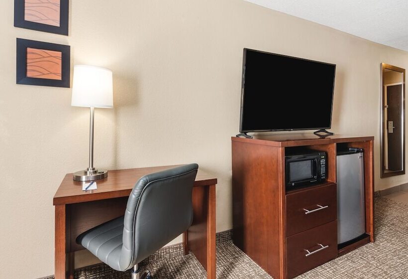 ２ダブルベッドのスタンダードルーム, Comfort Inn & Suites Vancouver Downtown City Center