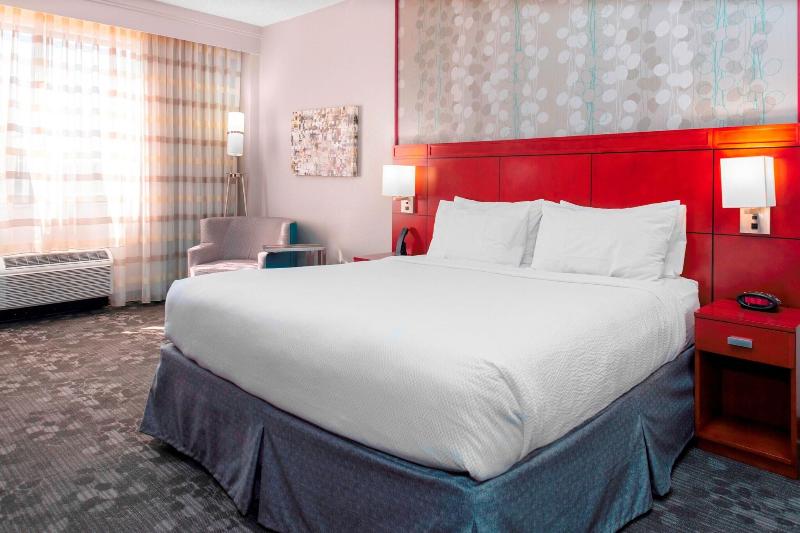 带大床的标准间, Courtyard By Marriott Killeen