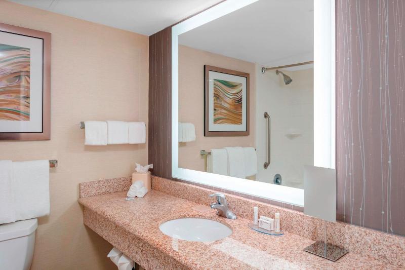 带大床的标准间, Courtyard By Marriott Killeen
