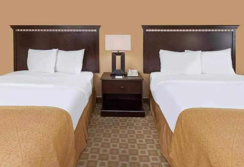 Standard-huone 2 Parivuodetta, Days Inn By Wyndham Sherman