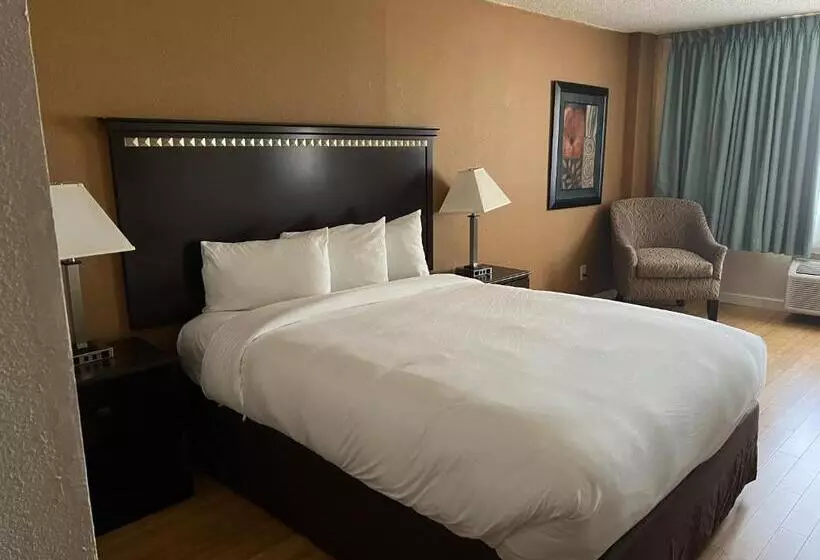 Standard-studio, Days Inn By Wyndham Sherman