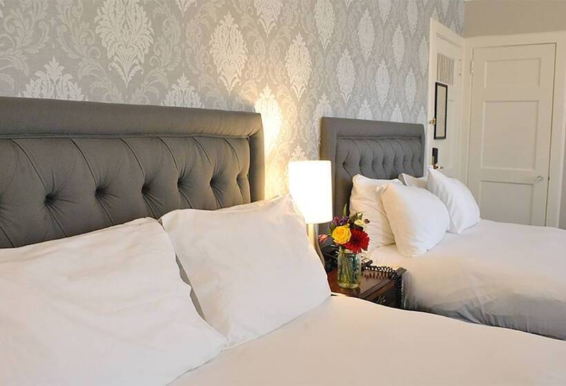 غرفة ديلوكس, Hawthorne