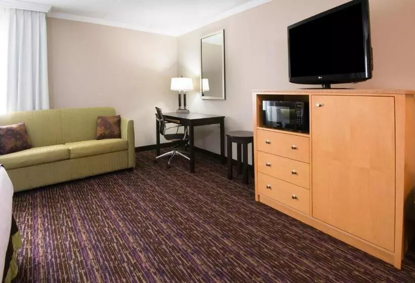 سوئیت با تخت بزرگ, Holiday Inn Williamsport, An Ihg
