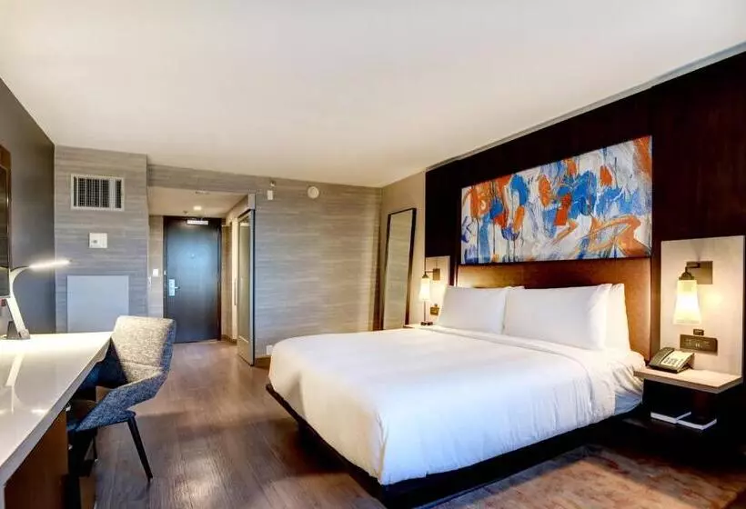Standard-invahuone King-vuode, Tulsa Marriott Southern Hills