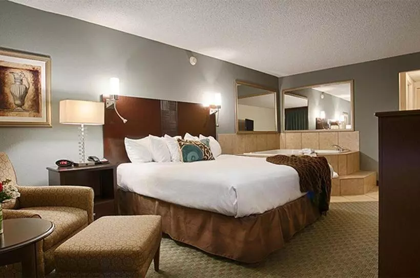 اتاق لوکس با تخت بزرگ, Seville Plaza Hotel, Trademark Collection By Wyndham