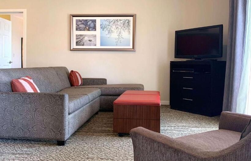 Люкс 2 Спальни, Sonesta Es Suites Chatsworth