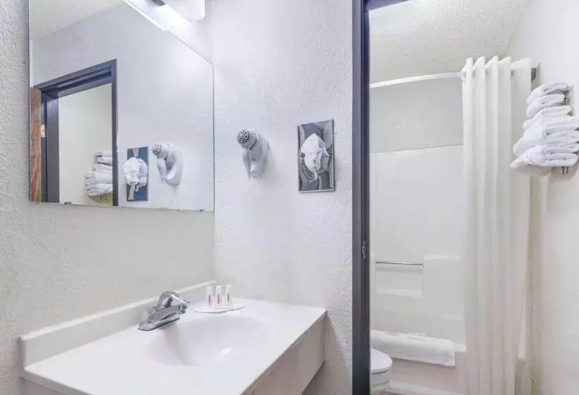 اتاق استاندارد با 2 تخت دوبل, Super 8 By Wyndham Lake Havasu City