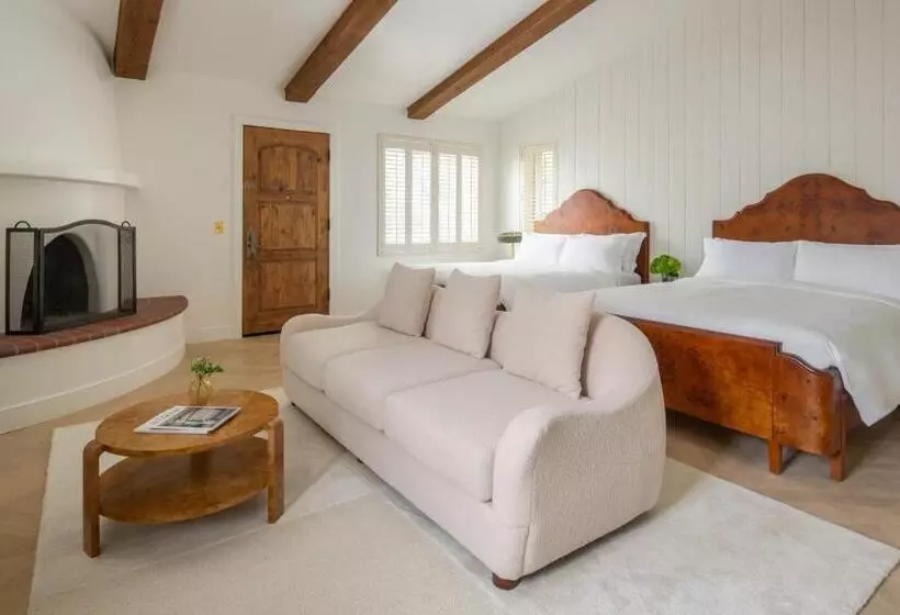 بانگلوی سوپریور, The Inn At Rancho Santa Fe