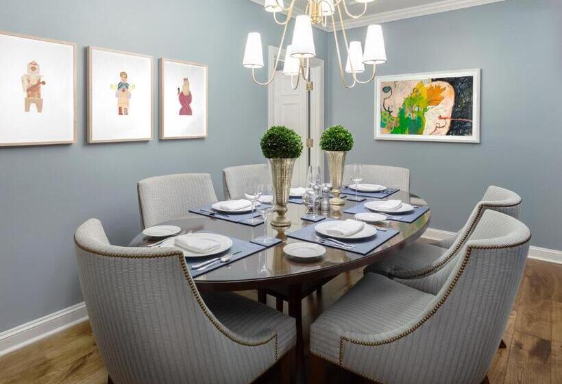 Люкс Deluxe 2 Спальни, The Lancaster