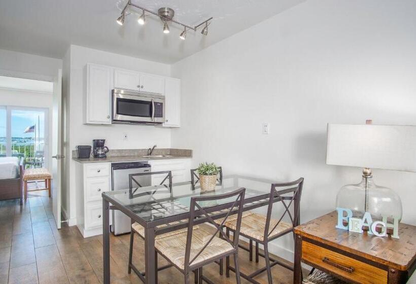 جناح ديلوكس غرفتين نوم, Skipjack Resort & Marina