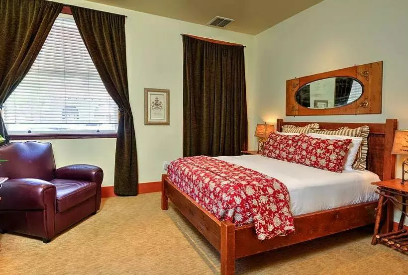 اتاق استاندارد با تخت دو نفره بزرگ برای معلولان, Sonoma Hotel