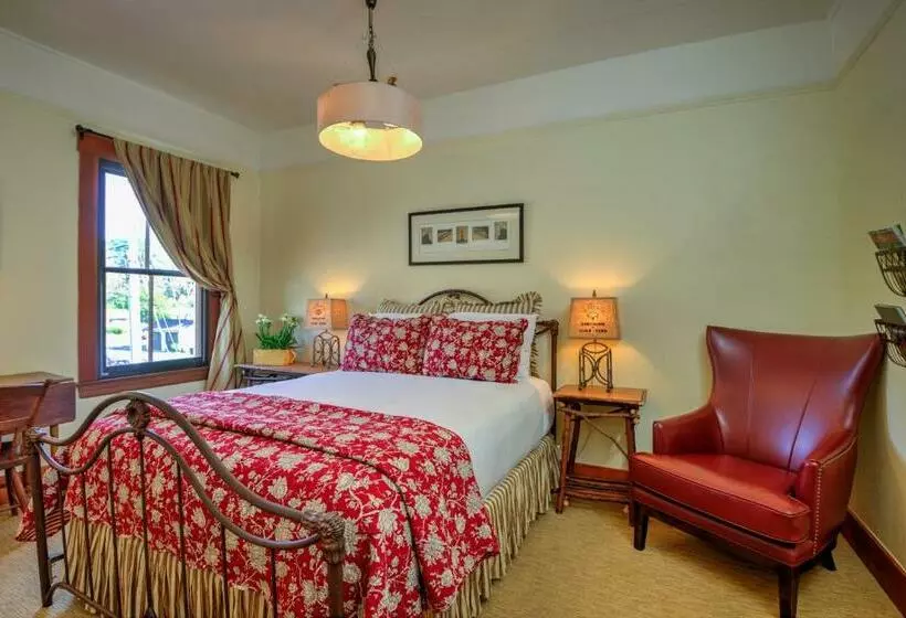 اتاق سوپریور با تخت دو نفره بزرگ, Sonoma Hotel