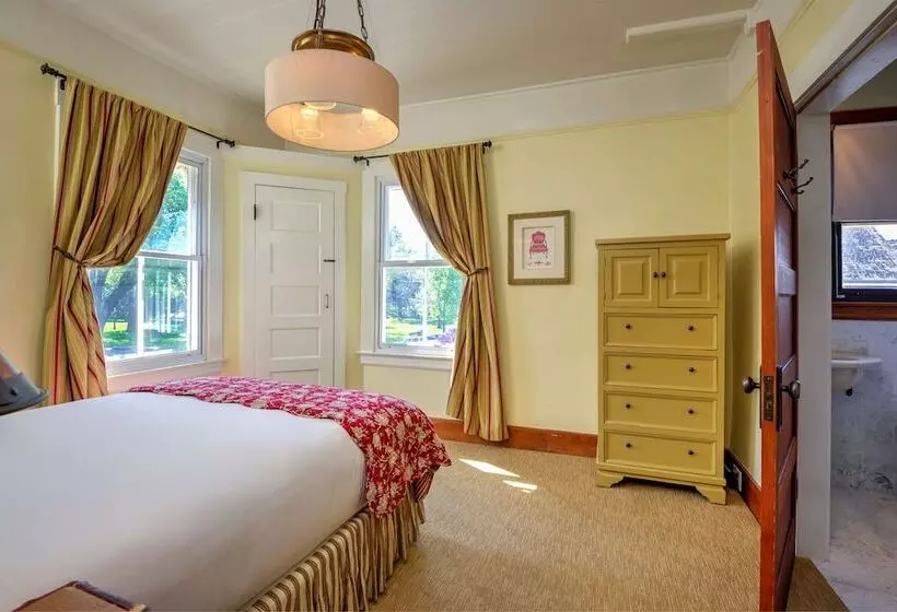 اتاق استاندارد با چشم‌انداز پارک, Sonoma Hotel