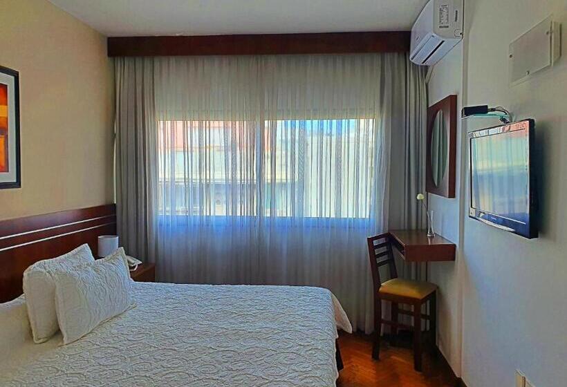 חדר סופריור, America