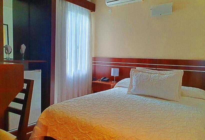 חדר סופריור יחיד, America