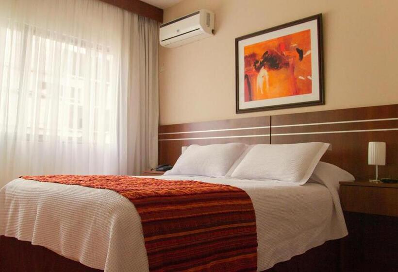 חדר סופריור, America