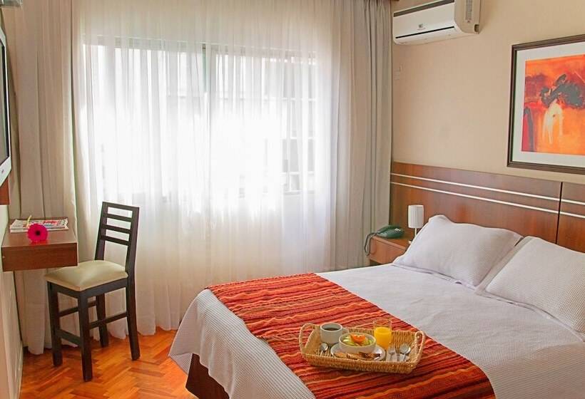 חדר סופריור, America