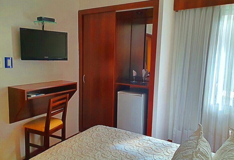 חדר סופריור יחיד, America