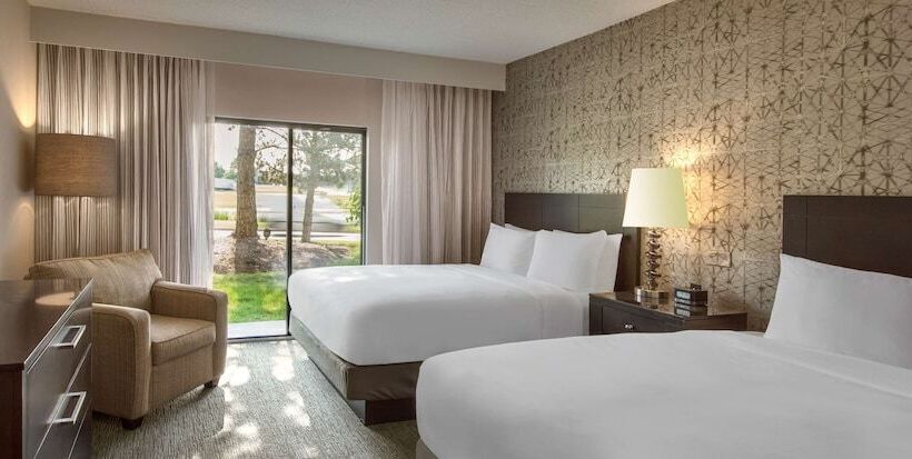 Полулюкс, Doubletree By Hilton Hotel Chicago Wood Dale   Elk Grove