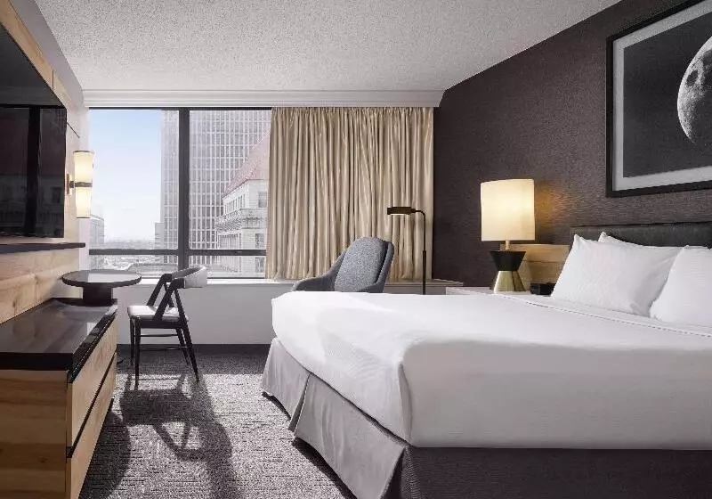 キングサイズベッドのスタンダードルーム, Hilton Portland Downtown