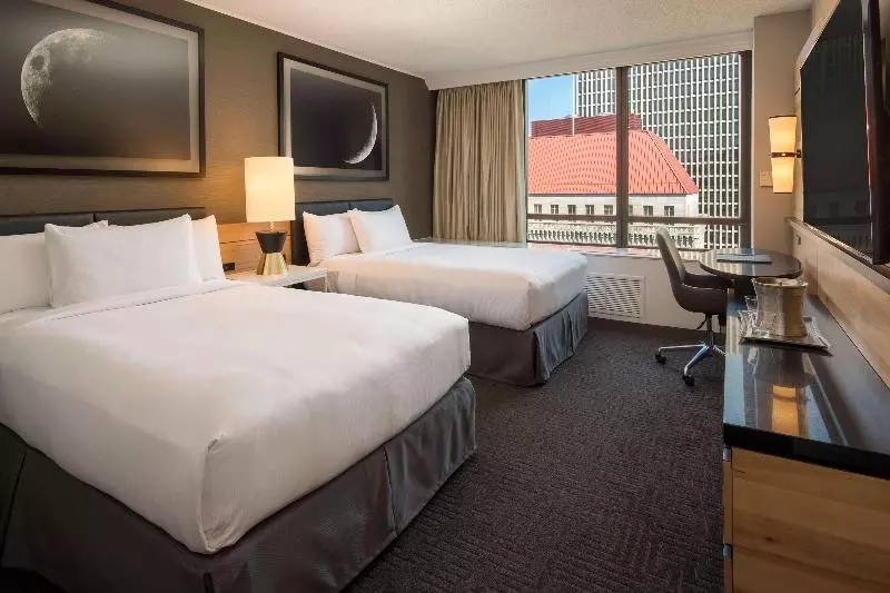 スタンダードシティビュールーム, Hilton Portland Downtown