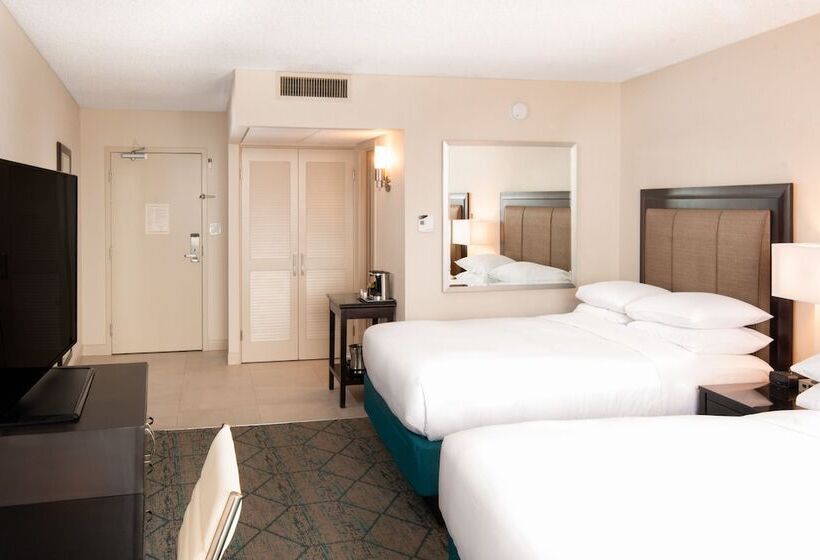 חדר סטנדרט שתי מיטות זוגיות, Hilton San Diego Airport/harbor Island