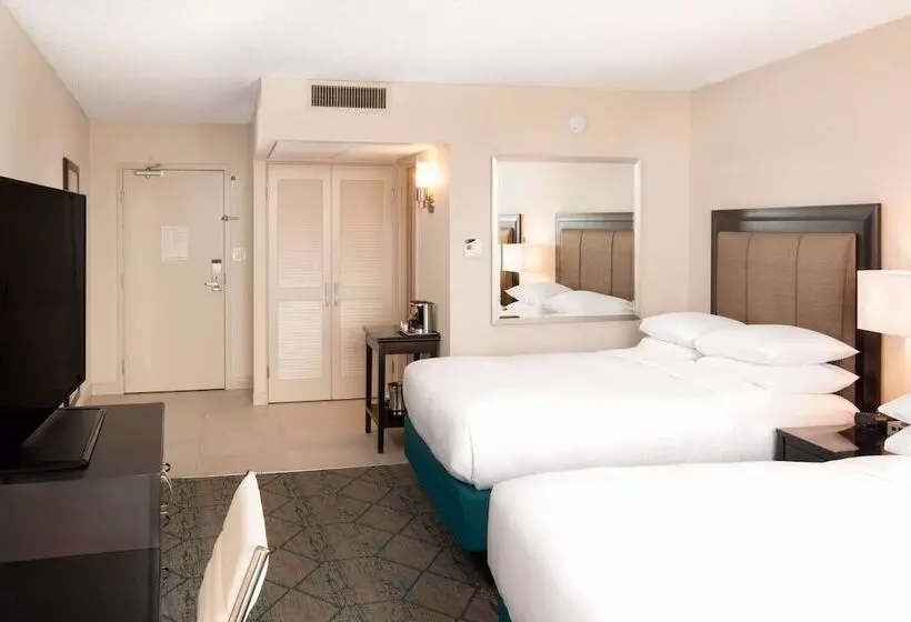 Standard-huone 2 Parivuodetta, Hilton San Diego Airport/harbor Island