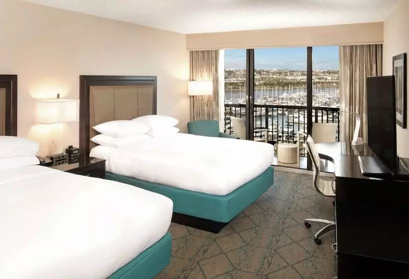 Standard-huone 2 Parivuodetta, Hilton San Diego Airport/harbor Island
