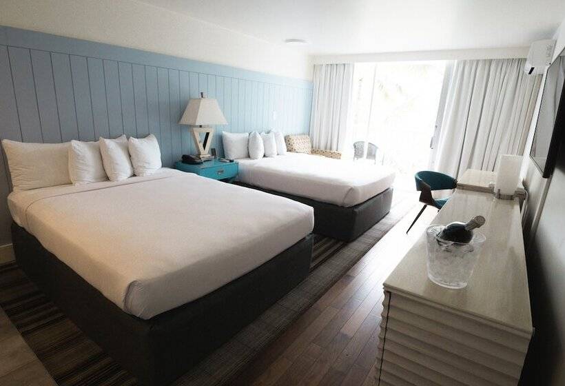 חדר דלוקס, La Croix