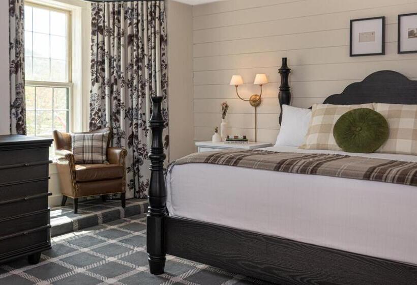 غرفة قياسية سرير كينج, The Wentworth