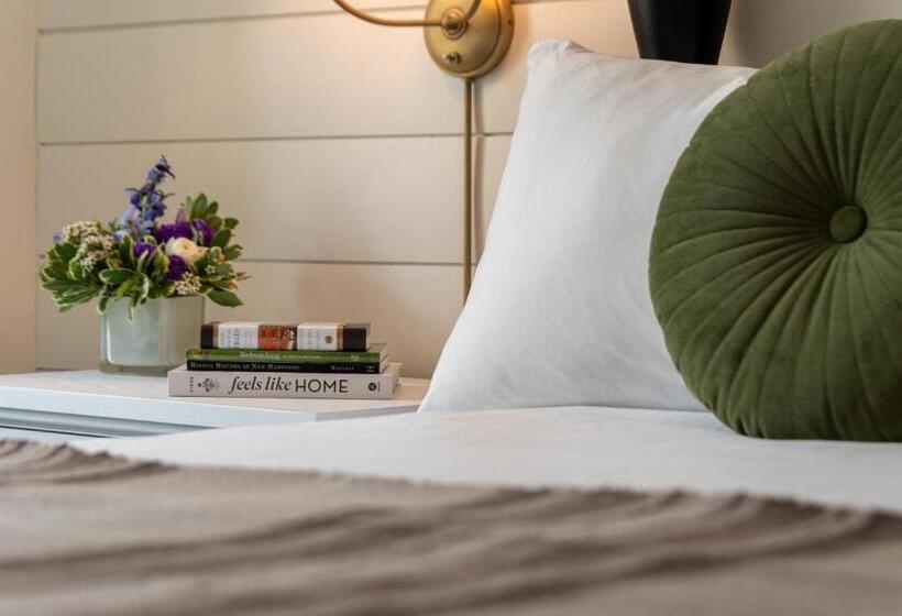 غرفة سوبيريور, The Wentworth