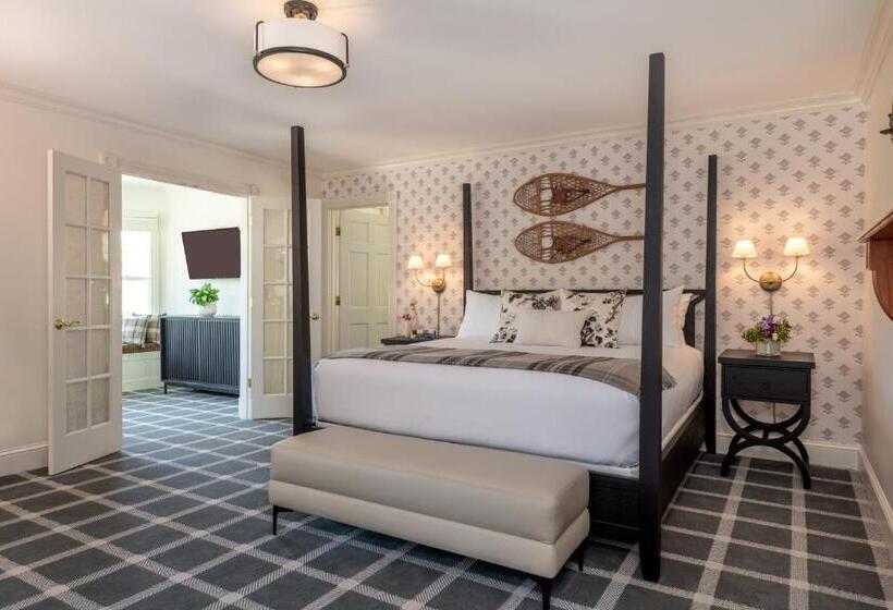 جناح سرير كينج, The Wentworth