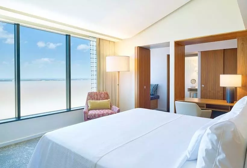 クラブスイート, The Westin Galleria Dallas