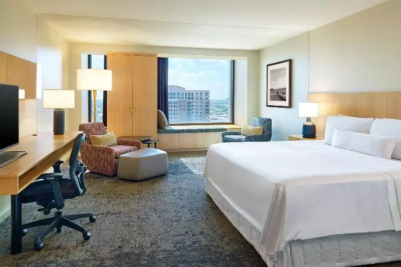 キングサイズベッドのデラックスルーム, The Westin Galleria Dallas
