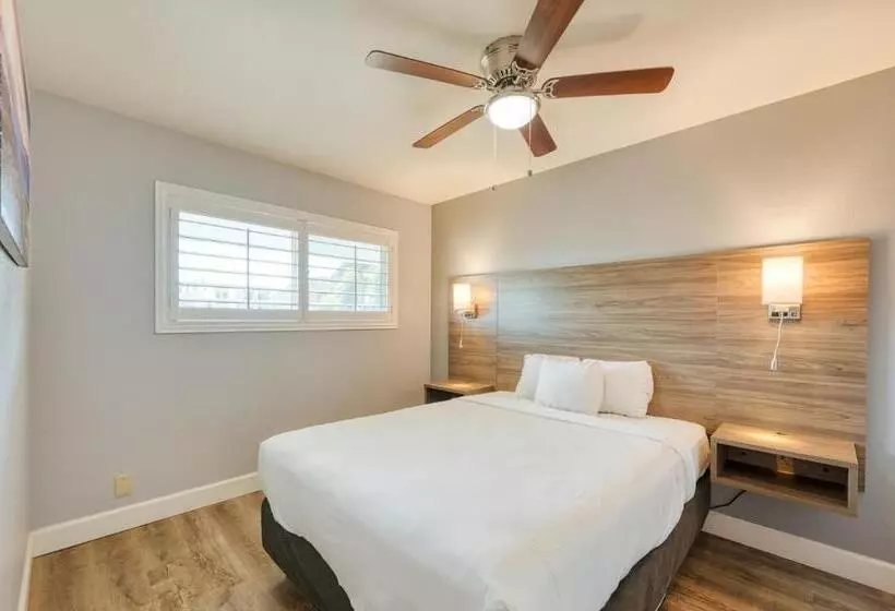 سوییت خانوادگی, Vagabond Inn San Luis Obispo
