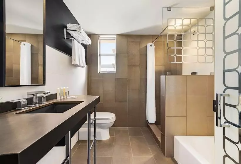 デラックスルーム, Waldorf Towers South Beach