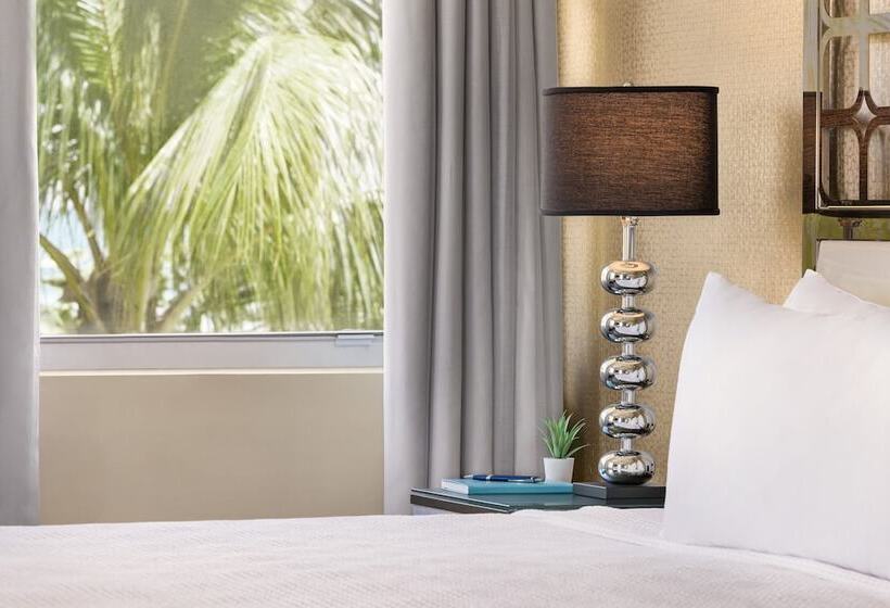 غرفة ديلوكس, Waldorf Towers South Beach